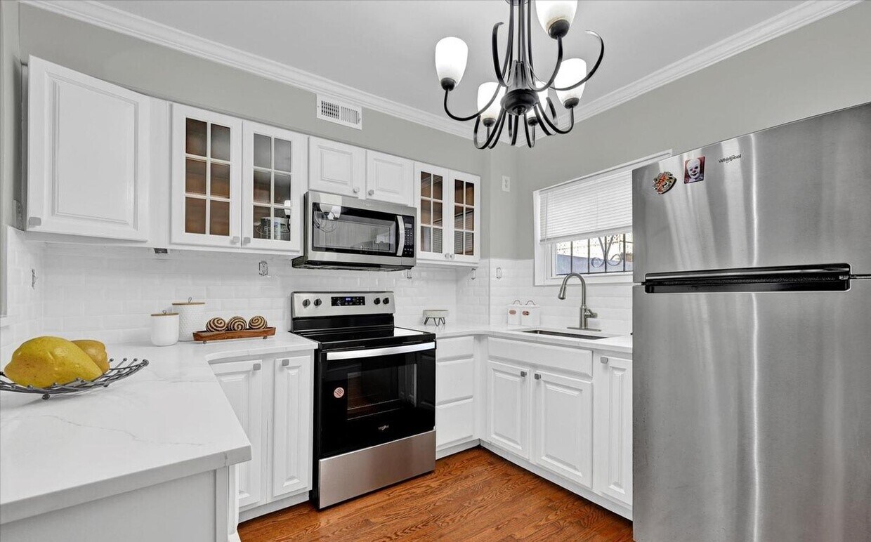 Foto principal - 210 N Glover St