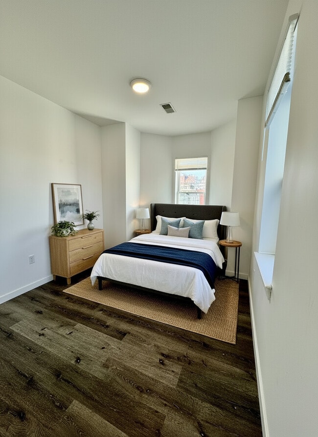 Building Photo - 2026 N 8th St