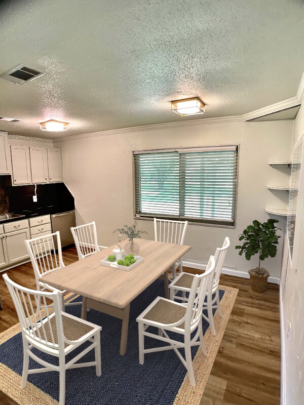 Foto del edificio - 6036 Circle Dr