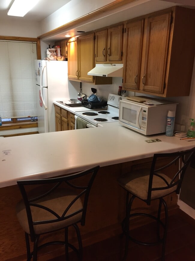 Building Photo - 113 Raylinsky Rd