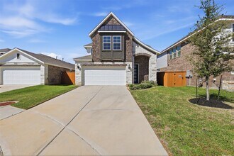 Building Photo - 7415 Casuna Ln