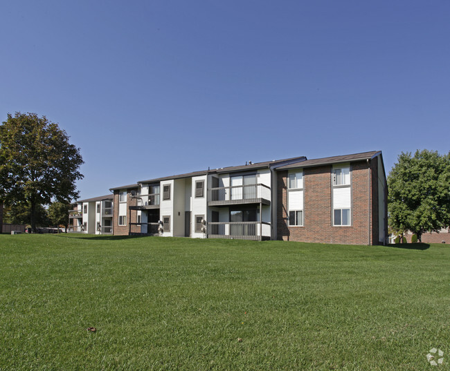 Building Photo - Woodside Apartments