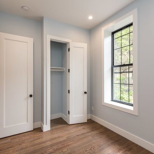 Building Photo - 364 Palmetto St