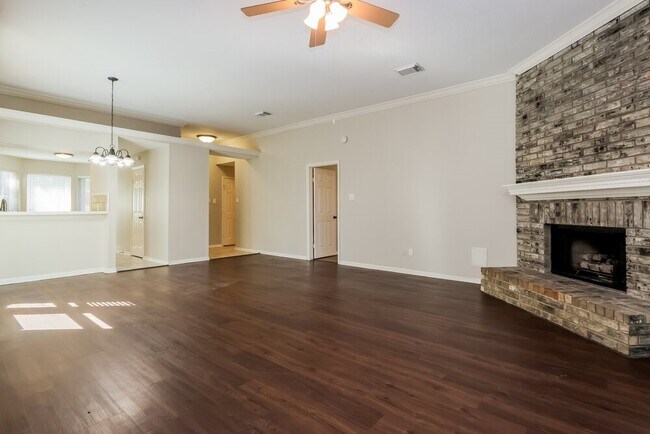 Foto del edificio - 5014 Otter Peak Dr