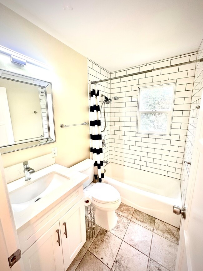 Bathroom - 1729 Raymond Hill Rd