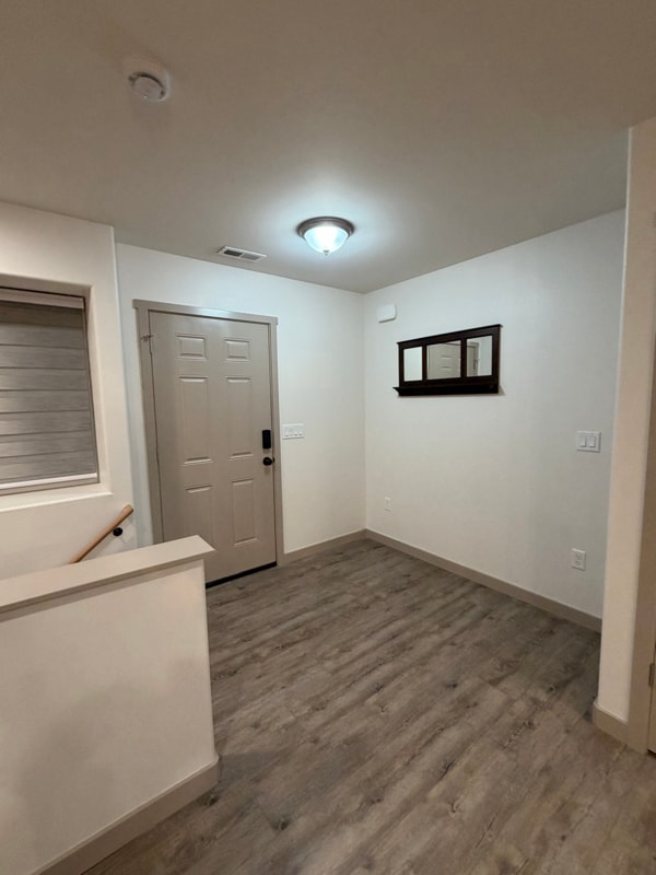 Foto del edificio - 185 Truman Dr