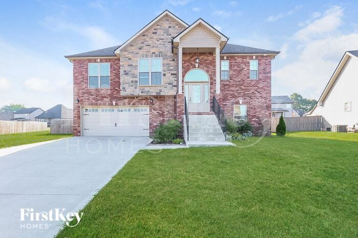 Foto principal - 718 Rushville Dr