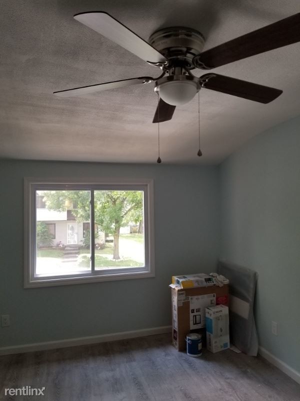 Building Photo - 2 br, 2.5 bath Townhome - 107 Lombard Court