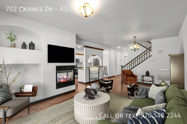 Building Photo - 702 Cairnes Dr
