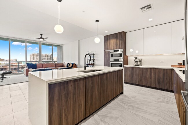 Foto del edificio - 777 3rd Ave N