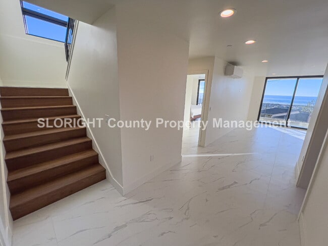 Foto del edificio - AVAILABLE NOW - Luxury Ocean-View Home in Prime Morro Bay Location - 3 Bed / 3 Bath