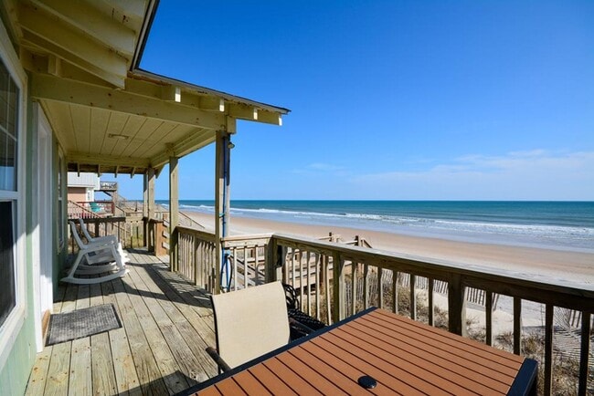 Building Photo - OFF SEASON Oceanfront Rental