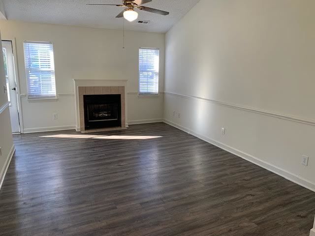 Foto del edificio - 4320 Belcher St