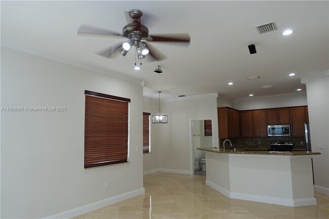 Building Photo - 18125 NW 89th Ct