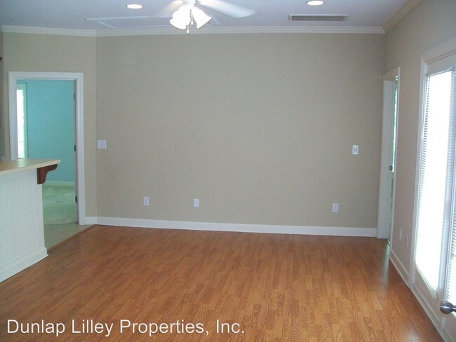 Foto del edificio - 519 Hillsborough St