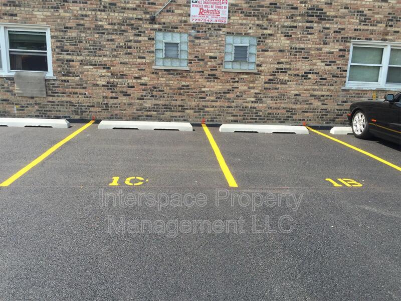 Building Photo - 9841 S Harlem Ave