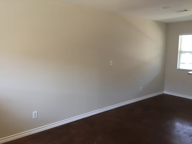 Building Photo - 2166 Cedar Valley Dr