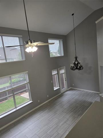Foto del edificio - 8613 Heather Ridge Dr