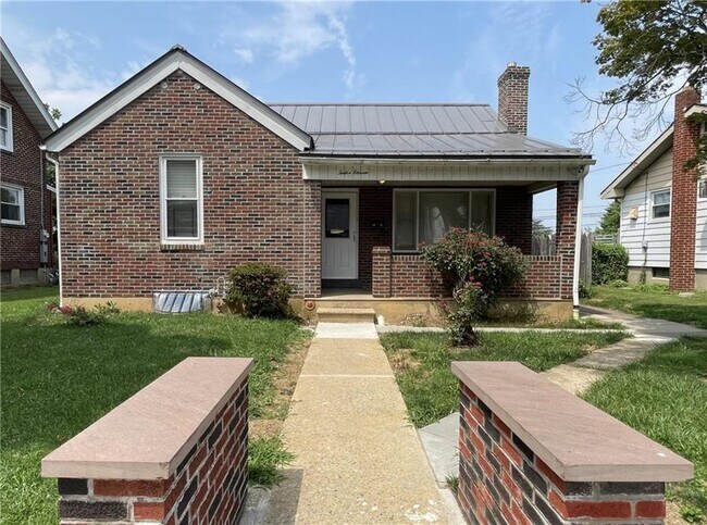 Building Photo - 1211 E Livingston St