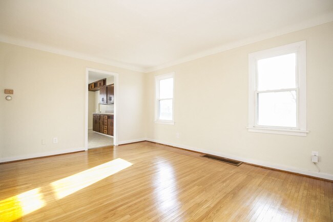 Foto del edificio - 2355 Ward St