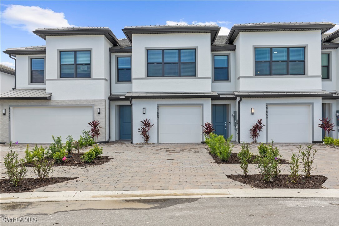 Primary Photo - 27859 Solis Grande Dr