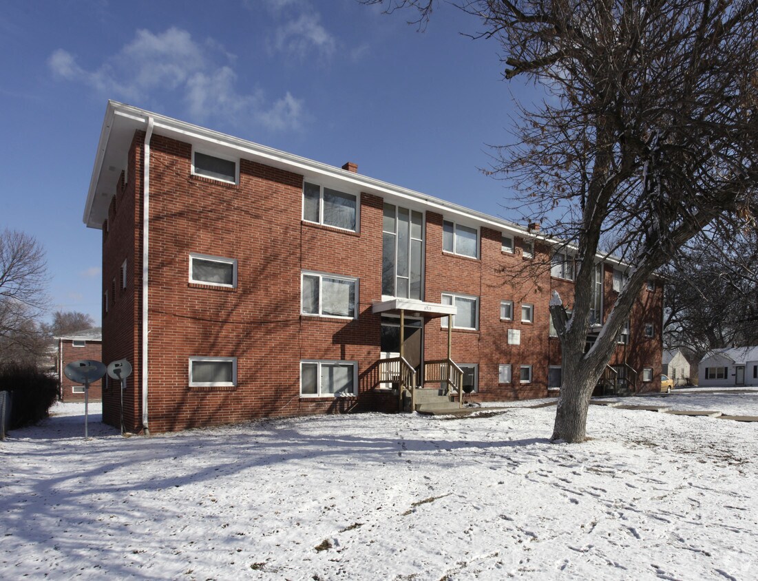 Primary Photo - 6302 Boyd St