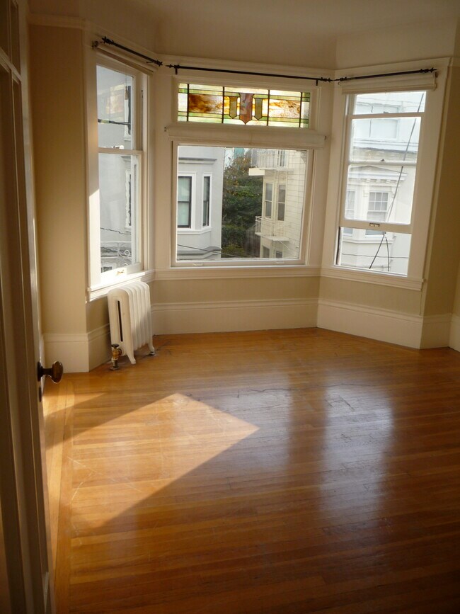 Foto del edificio - 1370 Washington St
