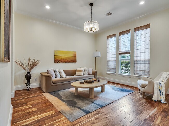 Foto del edificio - 5227 Preserve Park Dr
