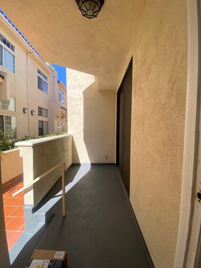 Foto del edificio - 1738-1742 Barry Ave