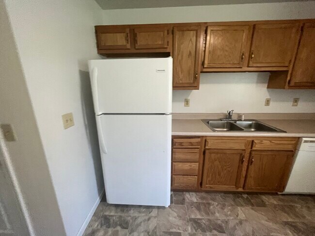 Foto del edificio - 1280 Spring Valley Dr