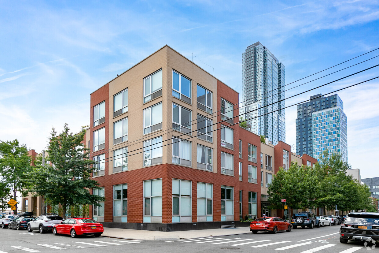 Foto principal - The Foundry at Hunters Point