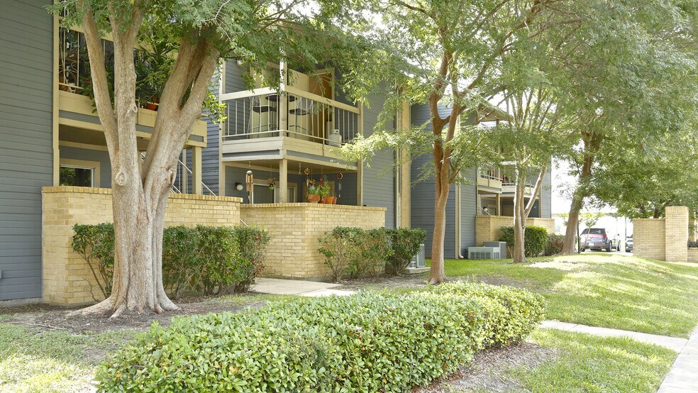 Windchase Hamlet Apartments Rentals Houston, TX