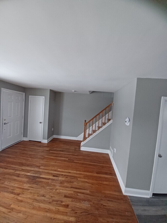 Building Photo - 1655 Poles Rd