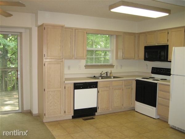 Building Photo - 1021 Brentwood Ct