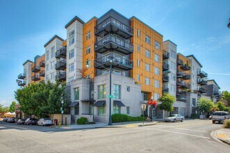 Building Photo - 15100 6th Ave SW
