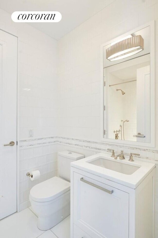 Foto del edificio - 235 W 75th St