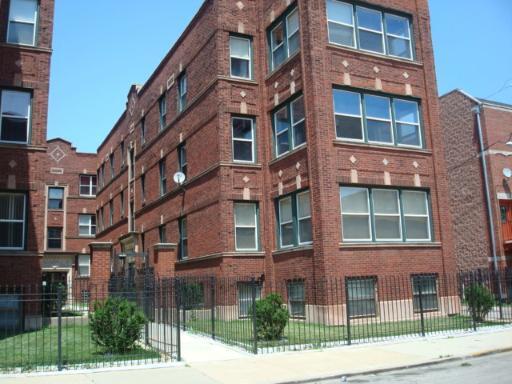 Primary Photo - 824 E 44th St