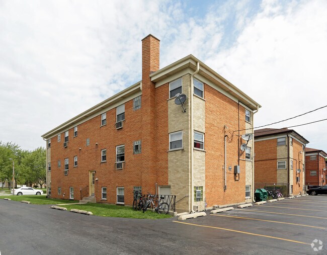 Building Photo - 89 E Blecke Ave