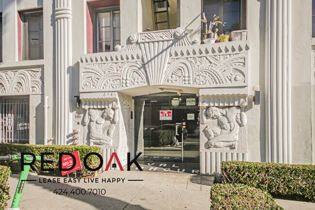 Foto del edificio - 854 S Oxford Ave