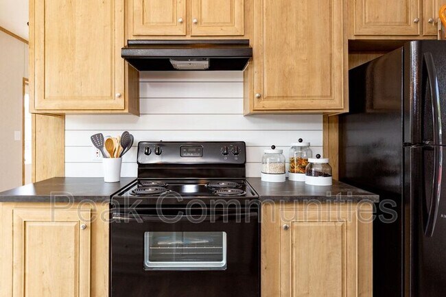 Foto del edificio - 423 Shady Brook Hts