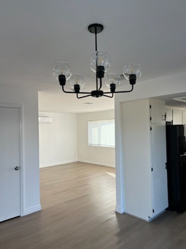 Foto del edificio - Cozy 2 Bedroom 1 Bathroom Home