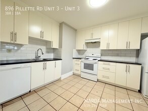 Building Photo - 896 Pillette Rd