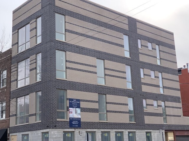 Primary Photo - 1601 W Le Moyne St