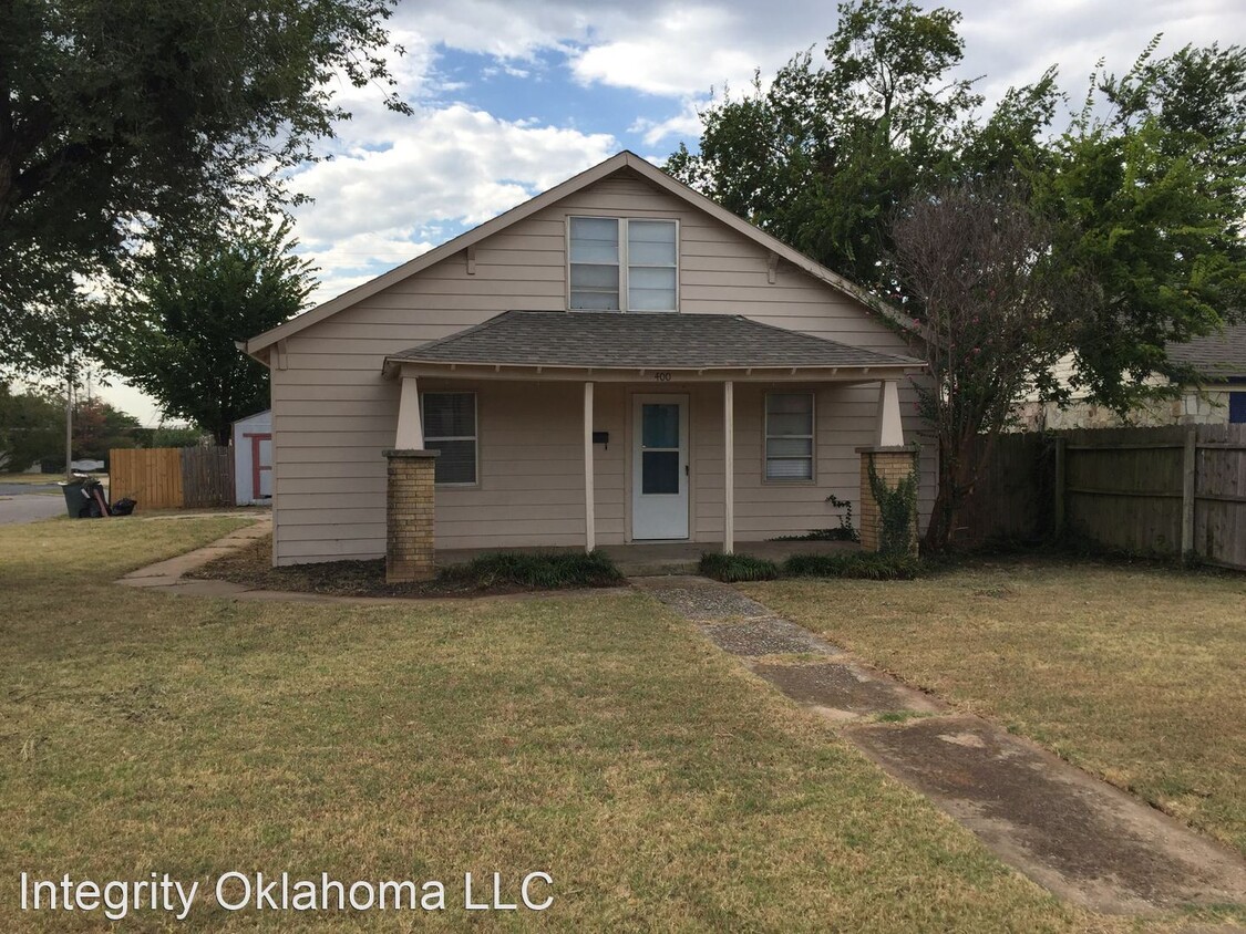 Primary Photo - 3 br, 2 bath House - 400 W. 2nd Street