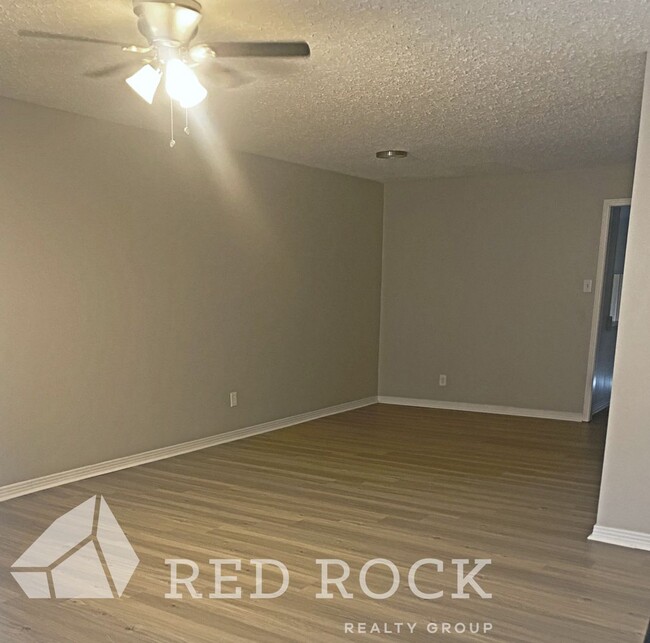 Interior Photo - Canterbury Townhouses