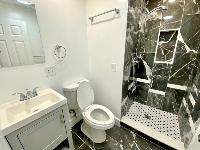 Foto del edificio - 30 Fairmont Ave