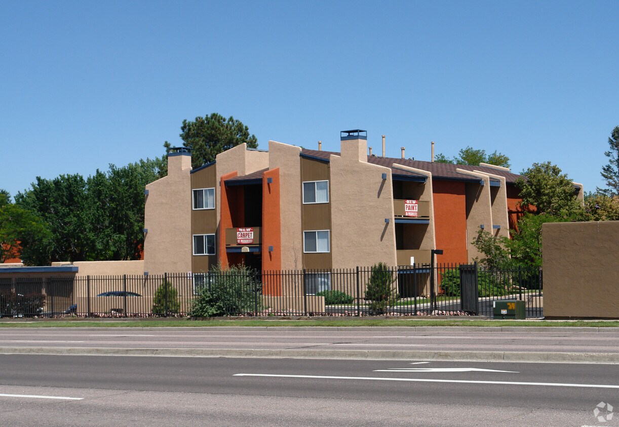 Greentree Village Apartments Rentals Colorado Springs, CO