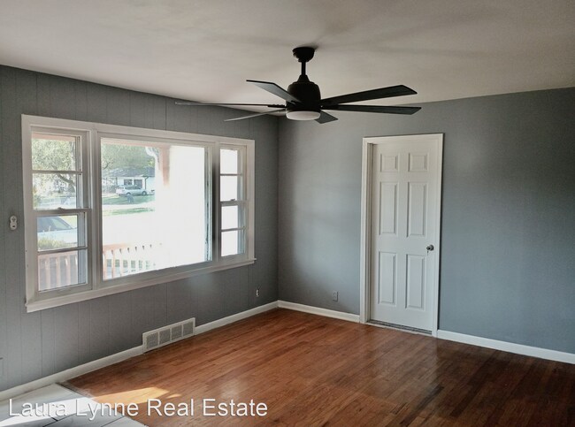 Building Photo - 3 br, 1 bath House - 1018 E Hayward Ave