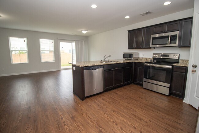 Foto del edificio - 22 Routhland Ct