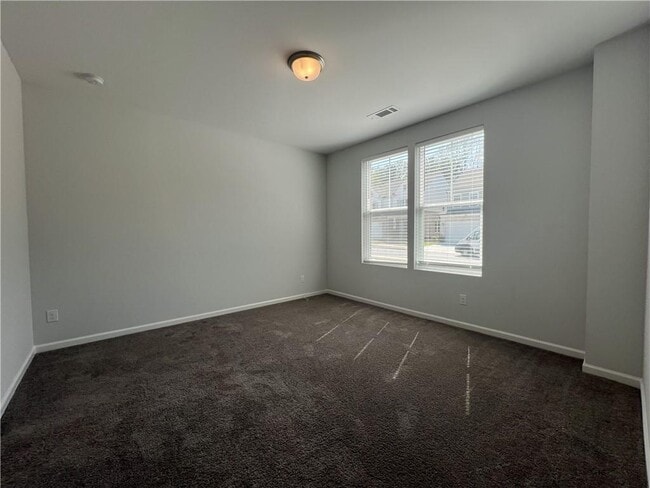 Photo - 2520 Whistler Wy NE House